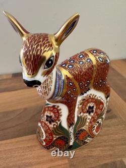 Royal Crown Derby Collectors Guild Fawn Limited Edition 1st Quality Gold Stopper