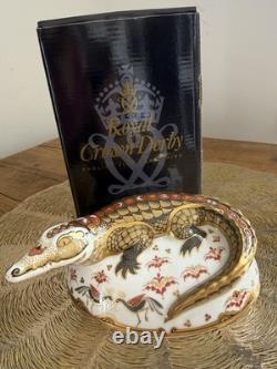 Royal Crown Derby Crocodile Gold Stopper Original Box New