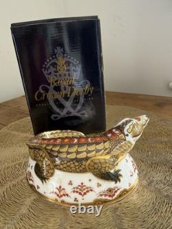 Royal Crown Derby Crocodile Gold Stopper Original Box New