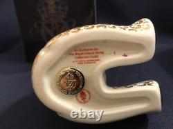 Royal Crown Derby Debonair Bear Collectors Guild Gold Stopper