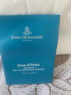 Royal Crown Derby Dove Of Peace 1914-1918, 447 of 1,111, Gold Stopper, perfect