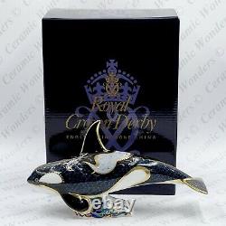 Royal Crown Derby Fair Isle Orca Whale Paperweight Boxed Gold Stopper