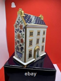 Royal Crown Derby Georgian Townhouse 2001 1st Quality. Boxed