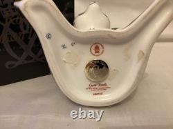 Royal Crown Derby Giant Panda Paperweight