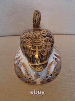 Royal Crown Derby Golden Jubilee Black Swan. Ltd Edition. Gold Stopper. Box