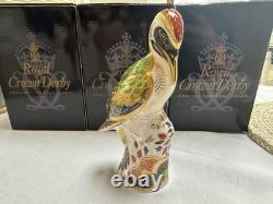 Royal Crown Derby Green Woodpecker Paperweight Gold Stopper