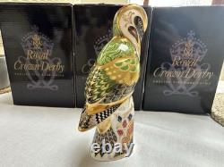 Royal Crown Derby Green Woodpecker Paperweight Gold Stopper