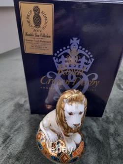Royal Crown Derby Heraldic Lion With Gold Stopper Certificate And Original Box