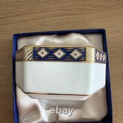 Royal Crown Derby House Of Lords English Bone China Hex Box / with Original Box