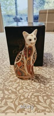 Royal Crown Derby Imari Paperweight with Stopper