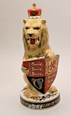 Royal Crown Derby LION OF ENGLAND Paperweight Limited Edition 60 of 250