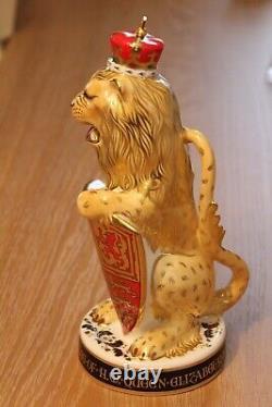 Royal Crown Derby LION OF ENGLAND Paperweight Limited Edition 73 of 250