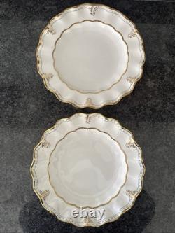 Royal Crown Derby Lombardy Fluted 25cm Dinner 2 Plates unused