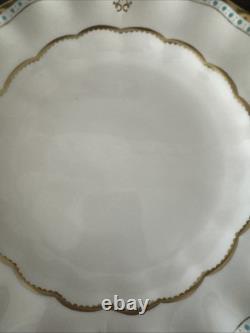 Royal Crown Derby Lombardy Fluted 25cm Dinner 2 Plates unused
