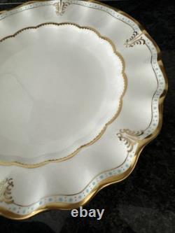 Royal Crown Derby Lombardy Fluted 25cm Dinner 2 Plates unused