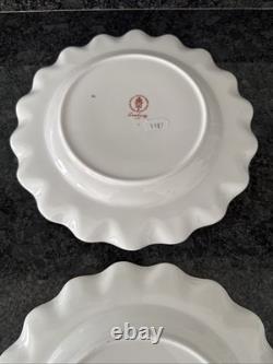 Royal Crown Derby Lombardy Fluted 25cm Dinner 2 Plates unused