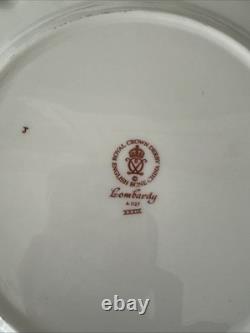 Royal Crown Derby Lombardy Fluted 25cm Dinner 2 Plates unused