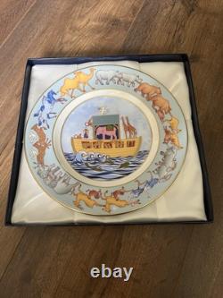 Royal Crown Derby NOAHS ARK COLLECTOR PLATE no. 566/2000