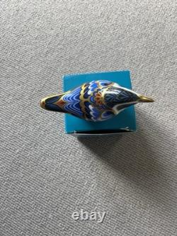 Royal Crown Derby Nuthatch Bird Paperweight With Gold Stopper Made In England