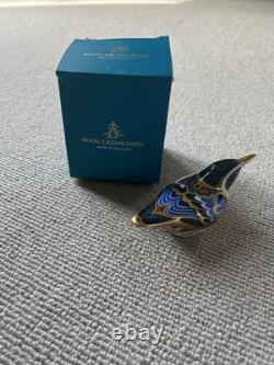 Royal Crown Derby Nuthatch Bird Paperweight With Gold Stopper Made In England
