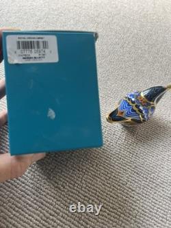 Royal Crown Derby Nuthatch Bird Paperweight With Gold Stopper Made In England