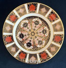 Royal Crown Derby Old Imari 1128 21 cm Salad Plate c. 1990