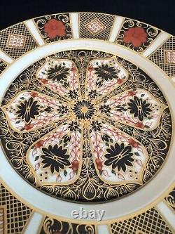 Royal Crown Derby Old Imari 1128 21 cm Salad Plate c. 1990