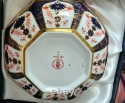 Royal Crown Derby Old Imari 1128 LXI Solid Gold Band 8 Small Octagonal Bowl