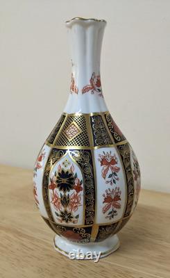 Royal Crown Derby Old Imari 1128 Orchid Vase. Bone China. Boxed. Mint