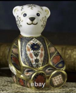 Royal Crown Derby Old Imari Solid Gold Band Bear Paperweight New 1st Quality