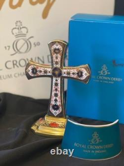 Royal Crown Derby Old Imari Solid Gold Band Cross 1st Quality