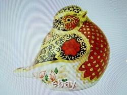 Royal Crown Derby Old Imari Solid Gold Band Robin Paperweight New