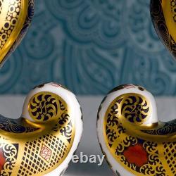 Royal Crown Derby Old Imari Solid Gold Band Seahorse 1st quality