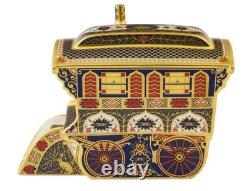 Royal Crown Derby Old Imari Solid Gold Vardo Gypsy Wagon paperweight 1st Quality