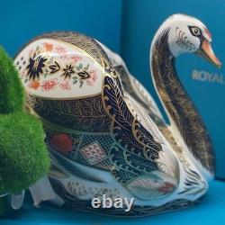 Royal Crown Derby Old Imari Solid Gold band Swan paperweight 1st Quality