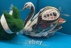 Royal Crown Derby Old Imari Solid Gold band Swan paperweight 1st Quality