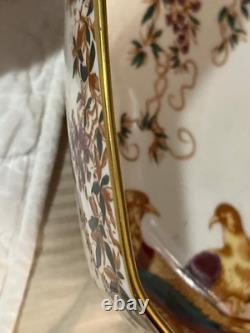 Royal Crown Derby Olde Avesbury large bowl new