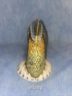 Royal Crown Derby Paper Weight Guppy Fish L/Edition (Gold Button)