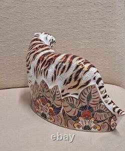 Royal Crown Derby Paperweight. Bengal Tiger. Box. Gold Stopper. MAGNIFICENT