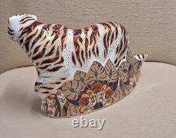 Royal Crown Derby Paperweight. Bengal Tiger. Box. Gold Stopper. MAGNIFICENT