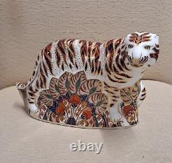 Royal Crown Derby Paperweight. Bengal Tiger. Box. Gold Stopper. MAGNIFICENT