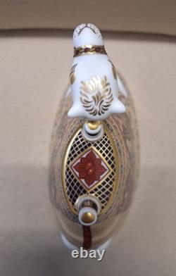 Royal Crown Derby Paperweight. Camel. MAGNIFICENT! Gold Stopper