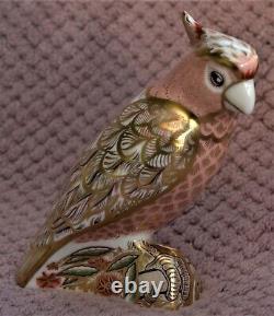 Royal Crown Derby Paperweight Cockatoo Special Edition 2500 Brand New Box & Cert