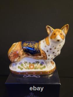 Royal Crown Derby Paperweight Gold Stopper Royal Windsor Corgi Limited Edition