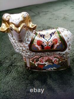 Royal Crown Derby Paperweight Imari Ram With Gold Stopper And Original Box