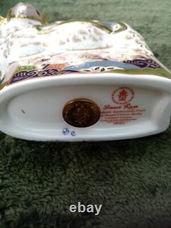 Royal Crown Derby Paperweight Imari Ram With Gold Stopper And Original Box