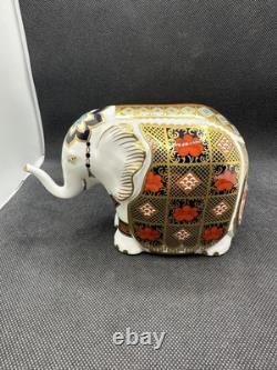 Royal Crown Derby Paperweight Infant Imari Elephant 1992