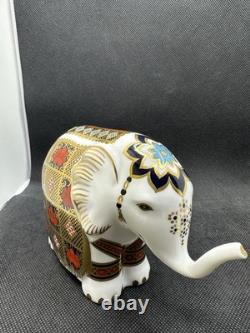 Royal Crown Derby Paperweight Infant Imari Elephant 1992