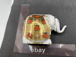 Royal Crown Derby Paperweight Infant Imari Elephant 1992