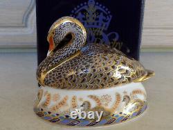 Royal Crown Derby Paperweight JUBILEE BLACK SWAN Gold Stopper, Boxed, Cert